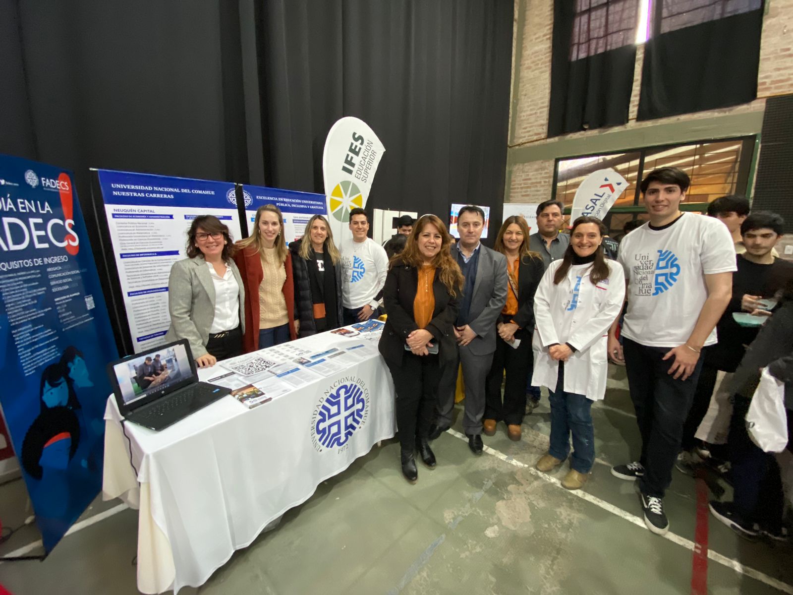 LA UNCO ORIENTÓ A FUTUROS PROFESIONALES, DURANTE LA EXPO VOCACIONAL DEL IUPA 