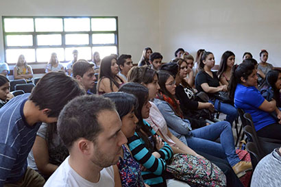 SE REALIZÓ EL TALLER DE ORIENTACIÓN VOCACIONAL EN LA FADECS-UNCOMAHUE